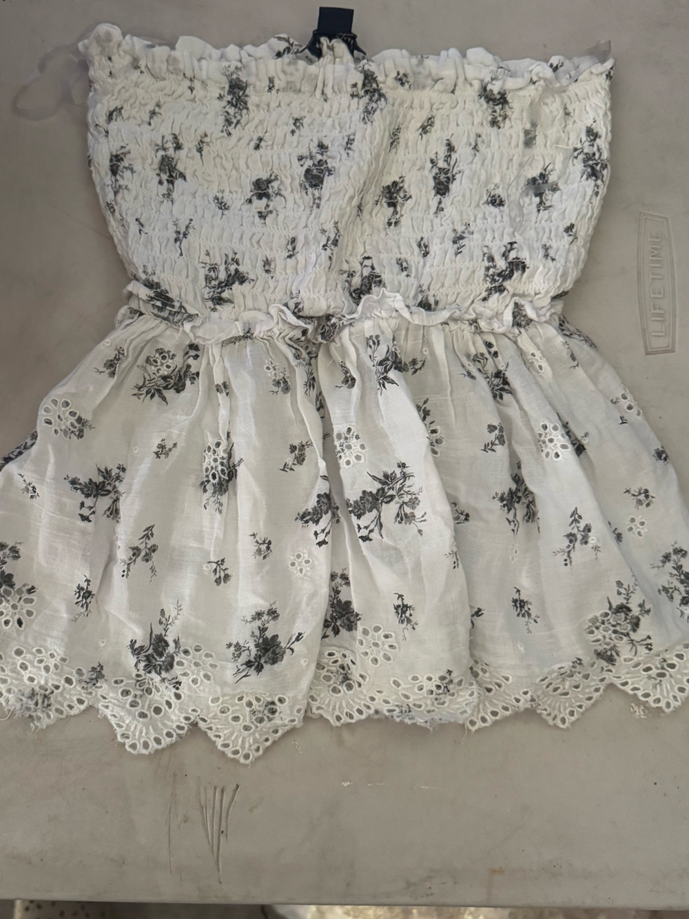 AE XXS White & Floral Lace-Trim tube top